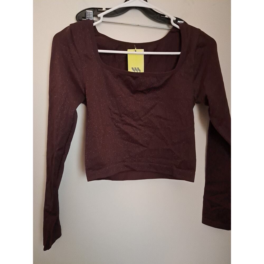 All In Motion Deep Purple Cropped Seamless Construction Top Size Medium